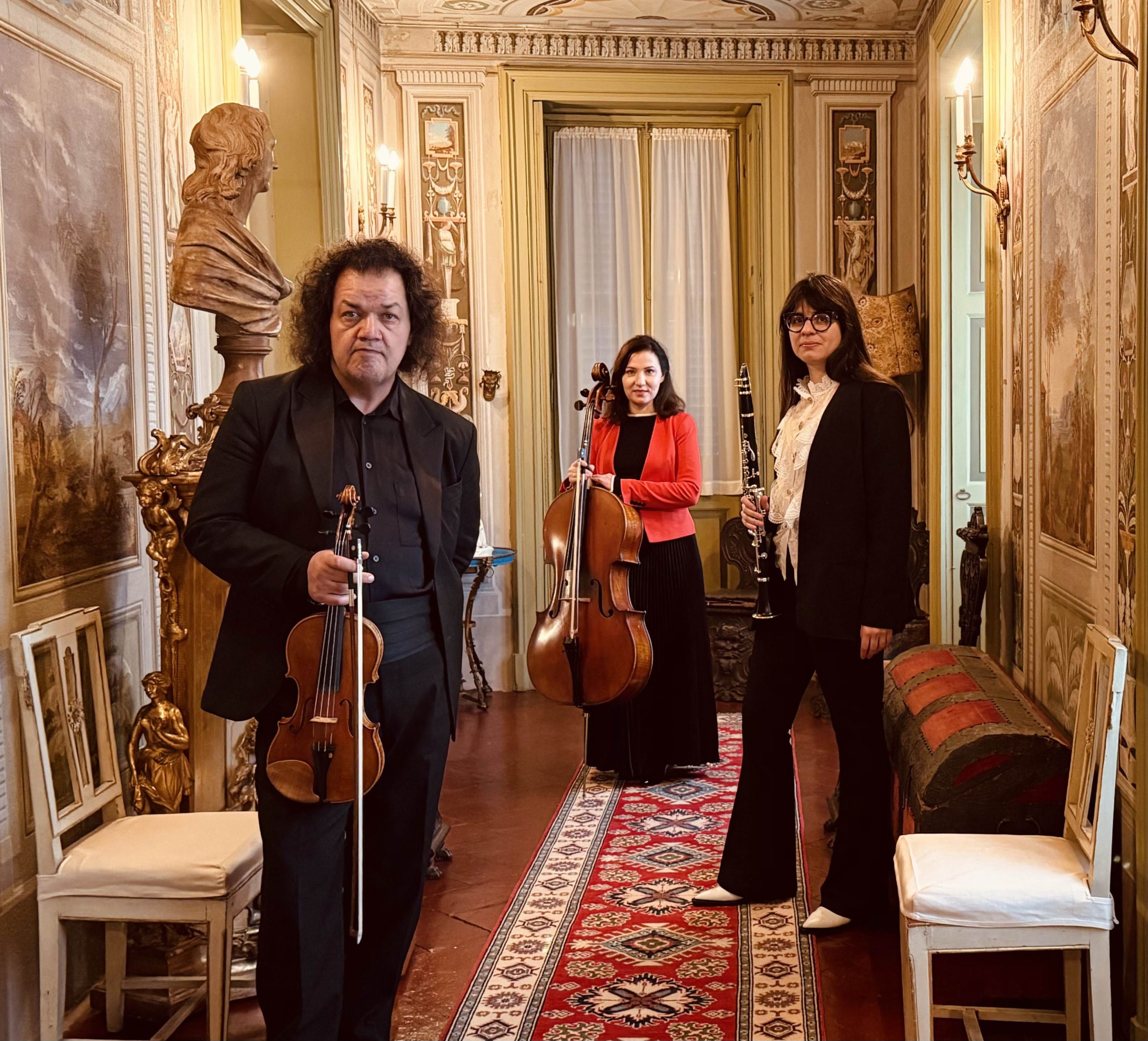 HET LENDVAY ENSEMBLE: József Lendvay, viool; Katja Dirven-Didychenko, cello; Letizia Elsa Maulà, klarinet